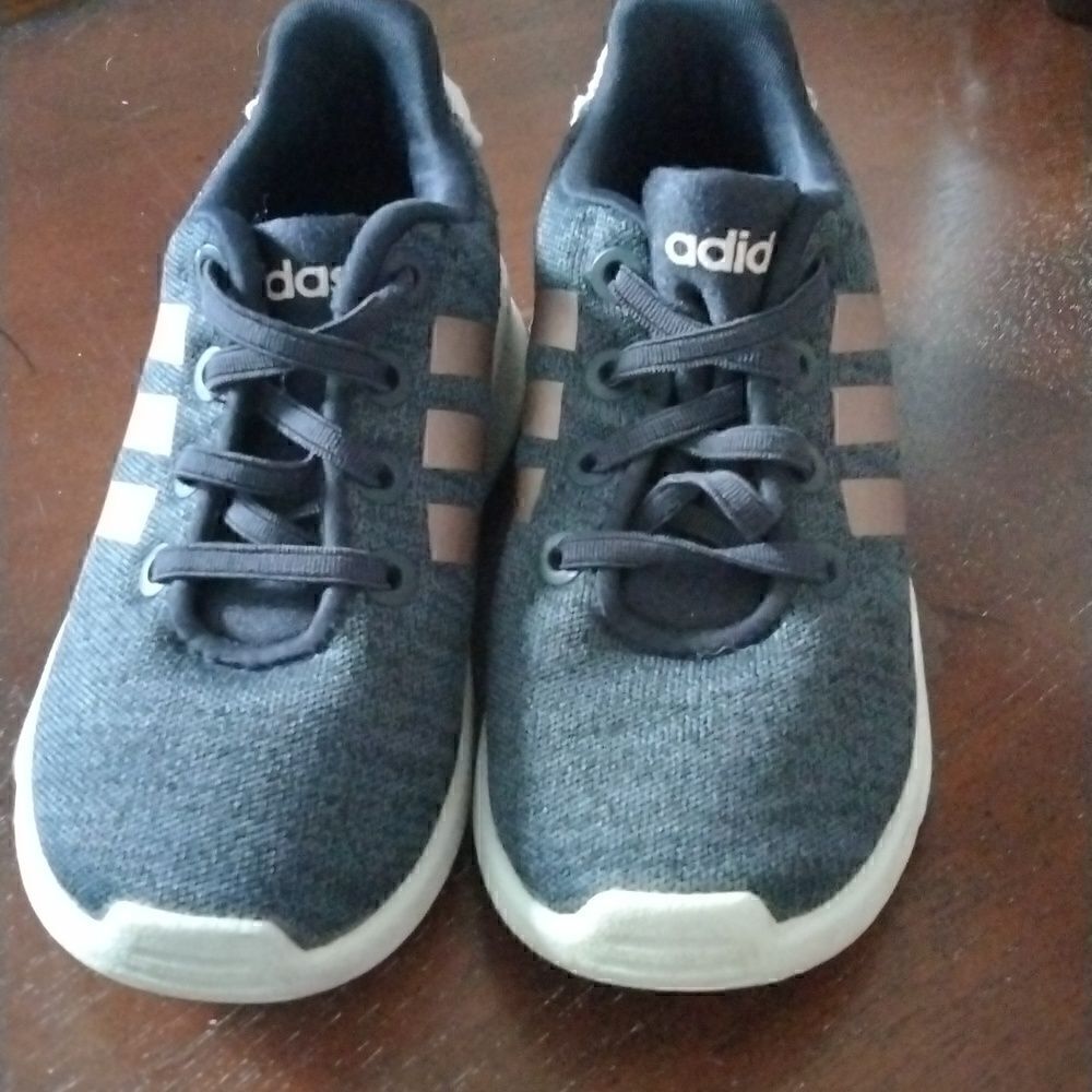 Adidas - Picture 2 of 4